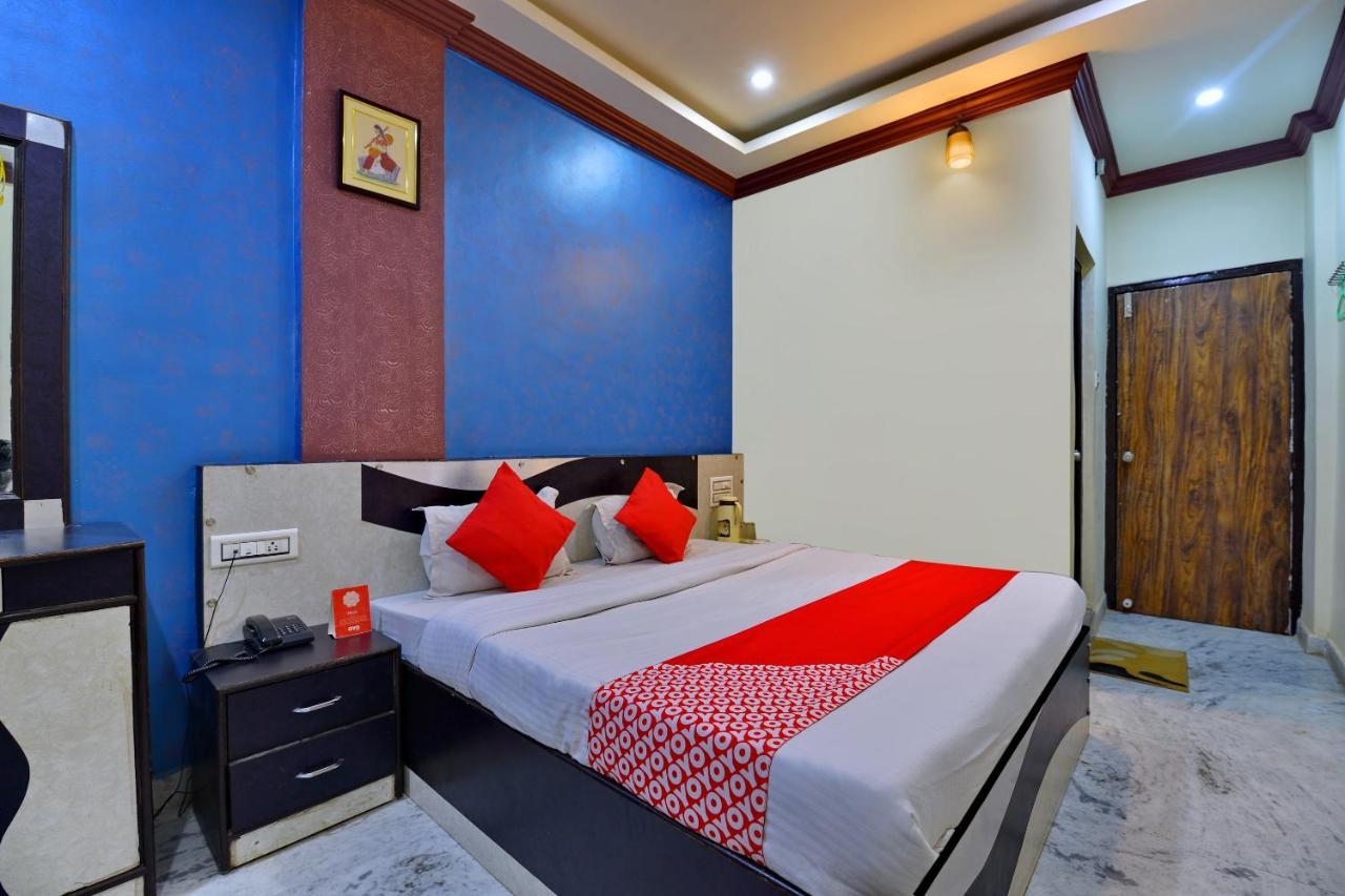 Oyo 6541 Hotel Relax Inn Ουνταϊπούρ Εξωτερικό φωτογραφία