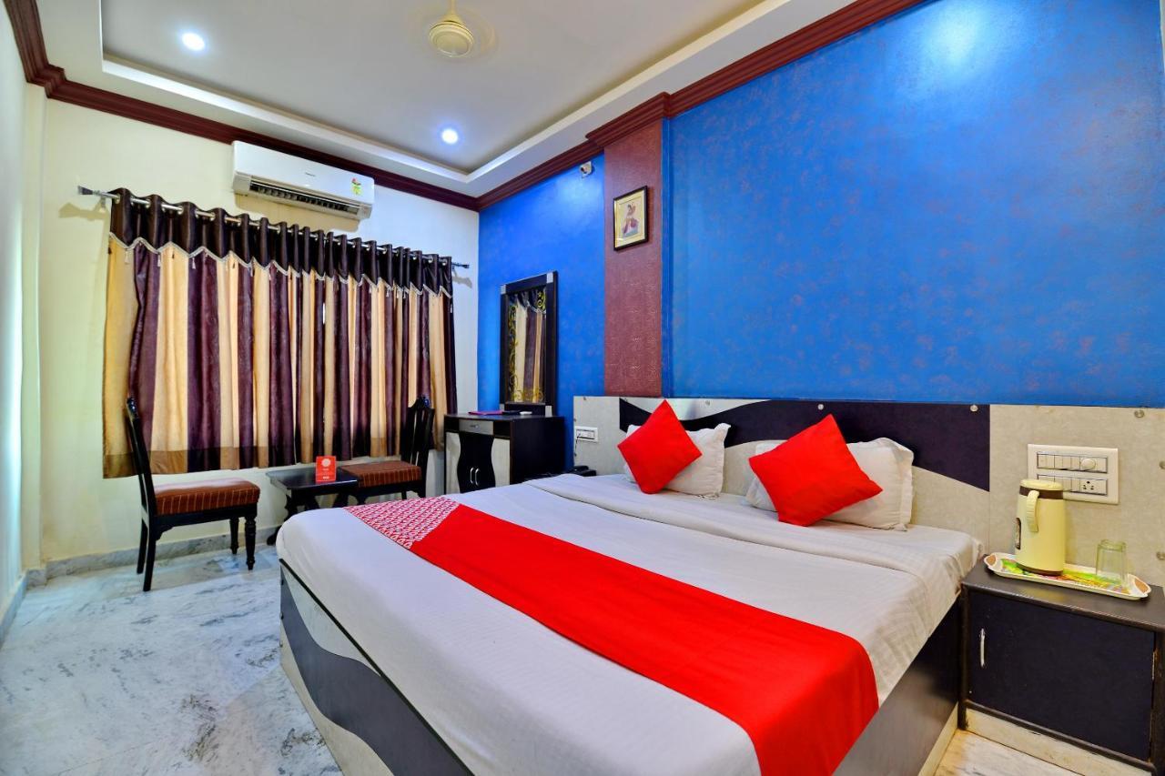 Oyo 6541 Hotel Relax Inn Ουνταϊπούρ Εξωτερικό φωτογραφία